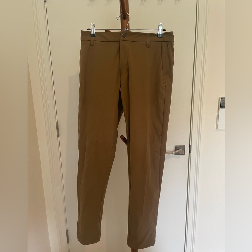 Lululemon commission tan size 33